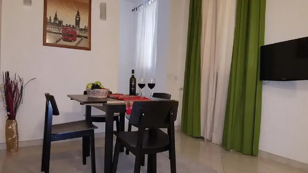 Spagna Blue Suites