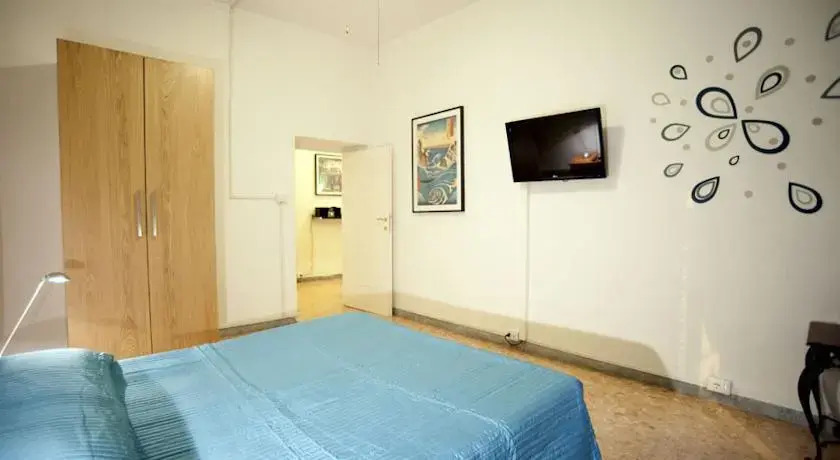 Absolute Colosseum Apartment