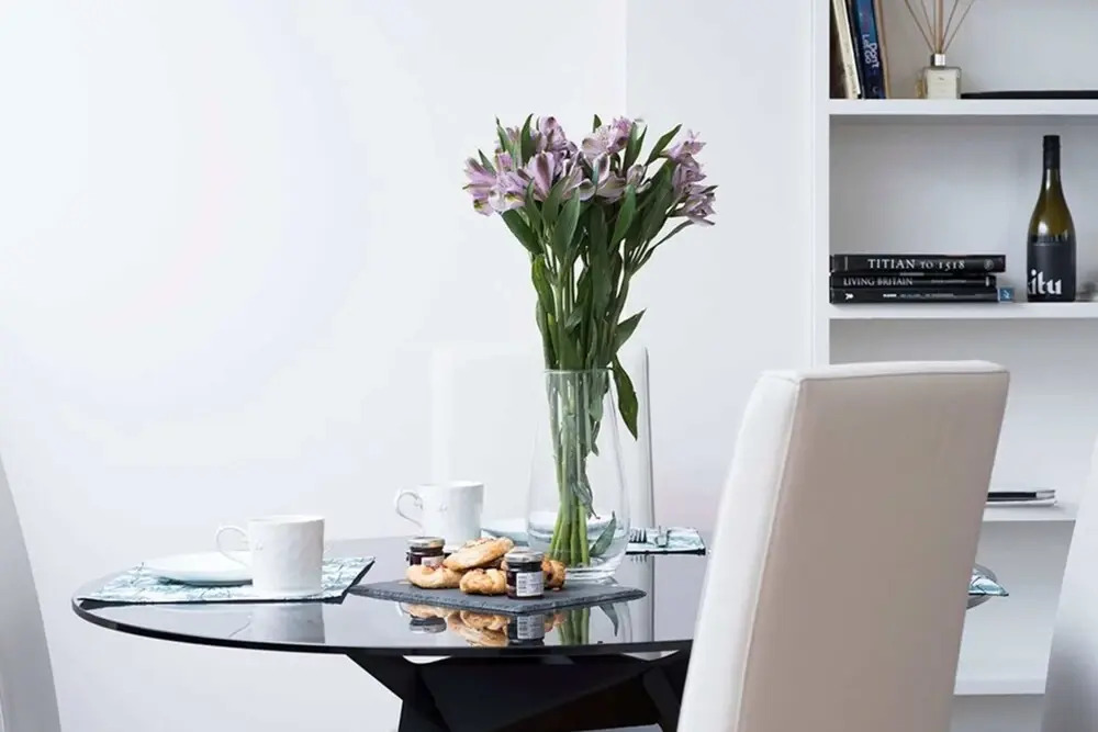 Luxury and Modern Bayswater Apartment
