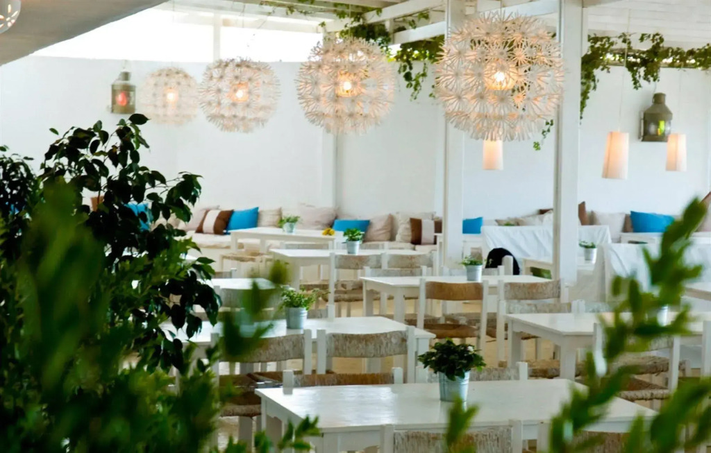 Tinos Beach Hotel