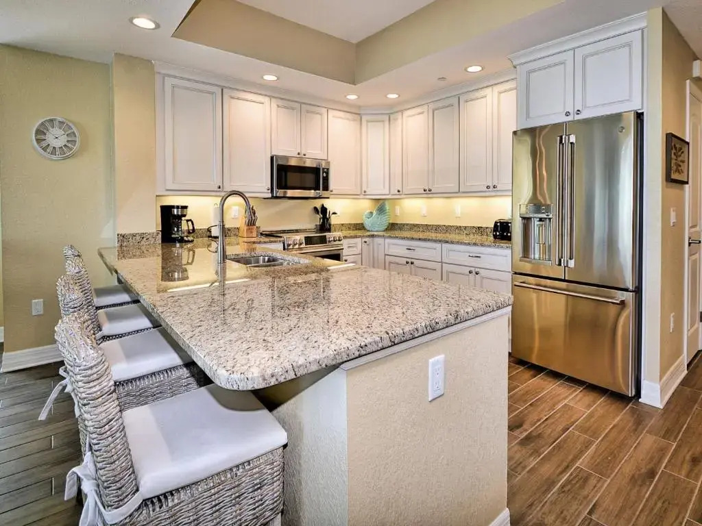 Sandpiper'S Cove 203 Luxury Waterfront 3 Bedroom 2 Bath Condo 23130