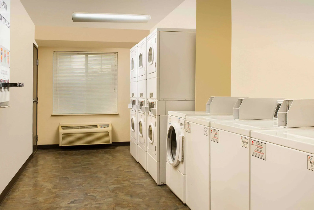 WoodSpring Suites Lincoln Northeast I-80