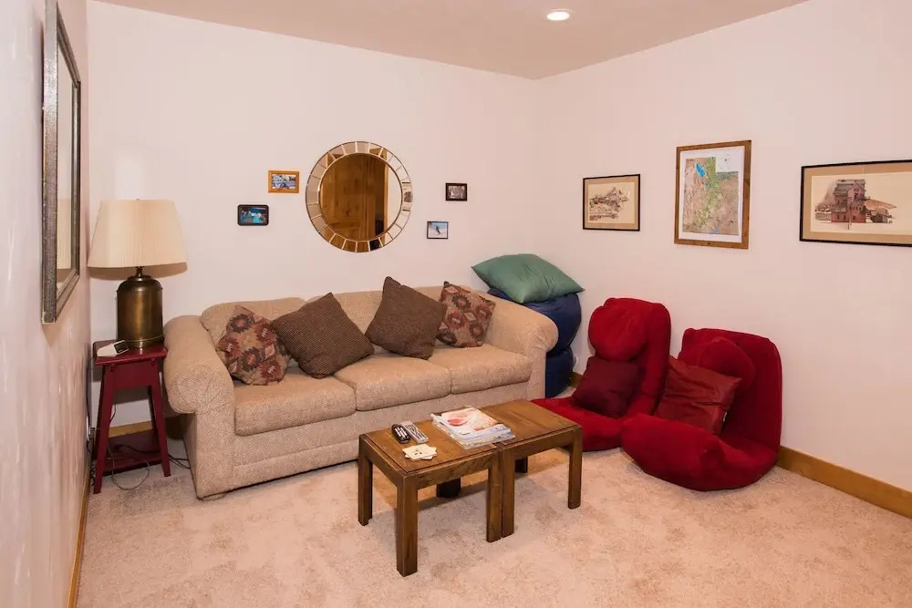 Crescent Ridge 143