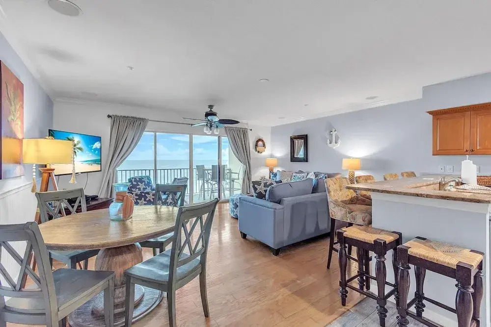 Oceanside 302