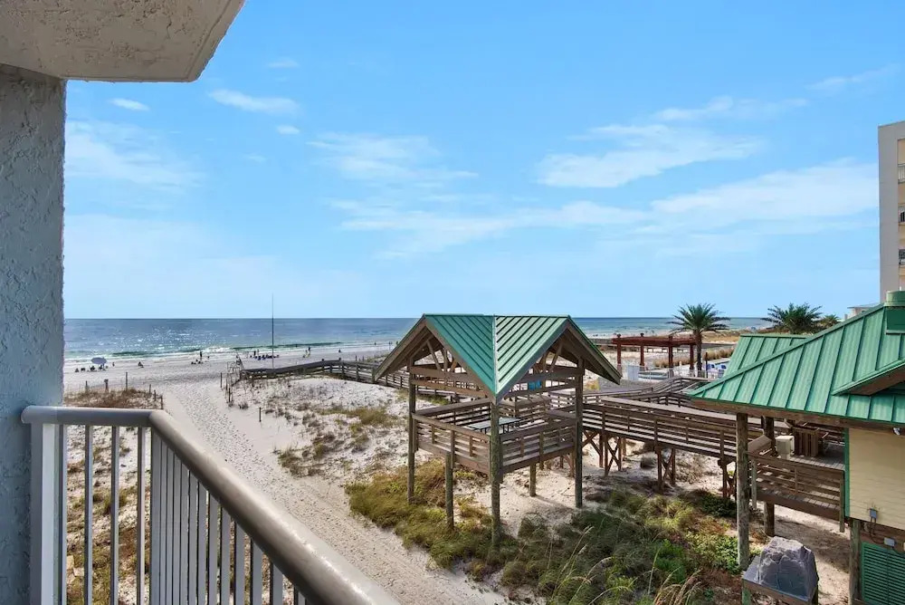 Islander Beach Resort 305