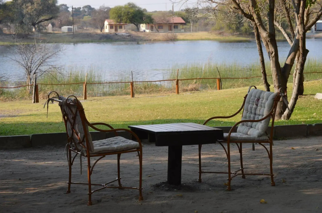 Motsebe Backpackers