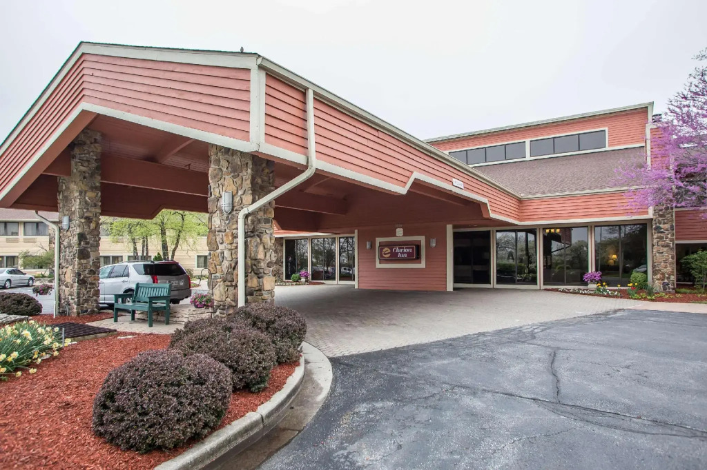 Howard Johnson by Wyndham Merrillville
