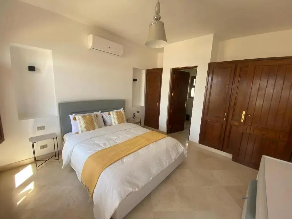 Sabina 2br Penthouse