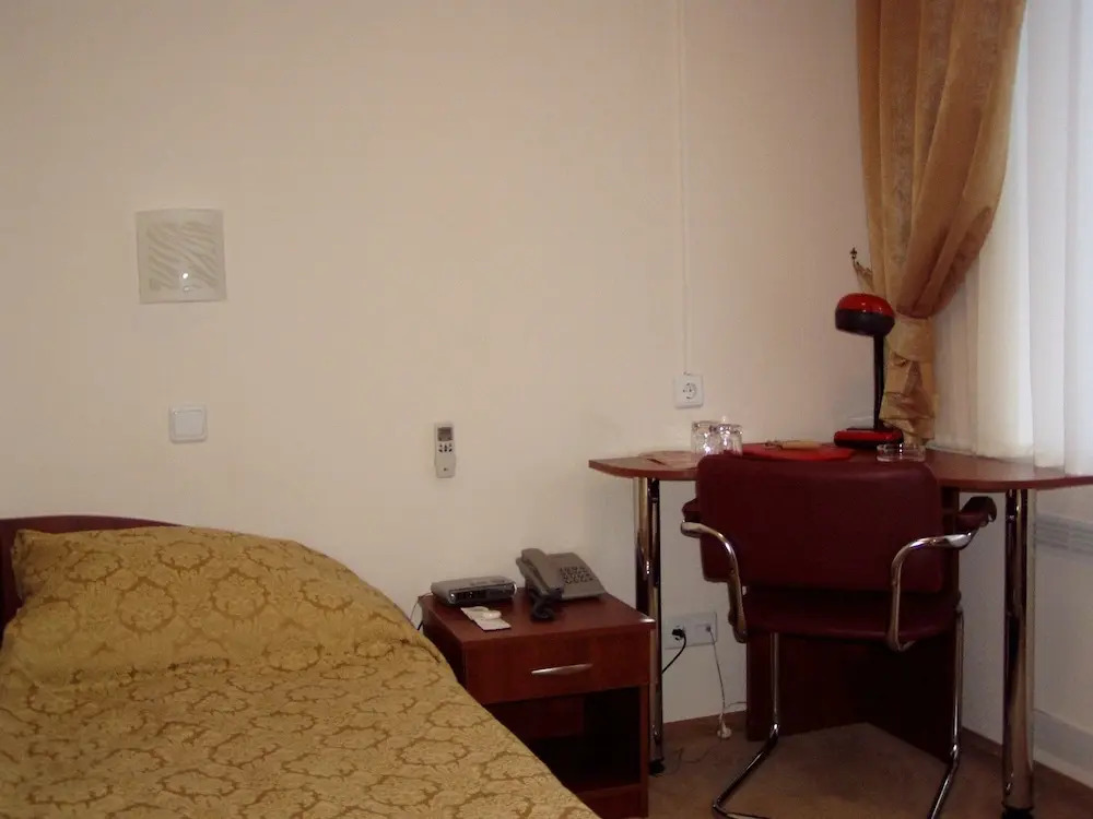 Hotel Znannya