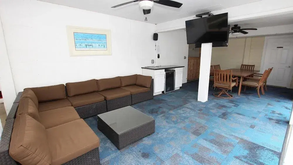 Newmania - 5 Br Home