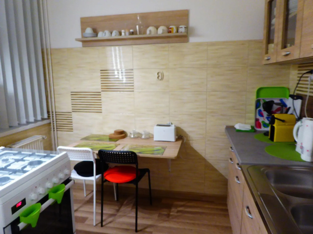Baroque Hostel & Coworking