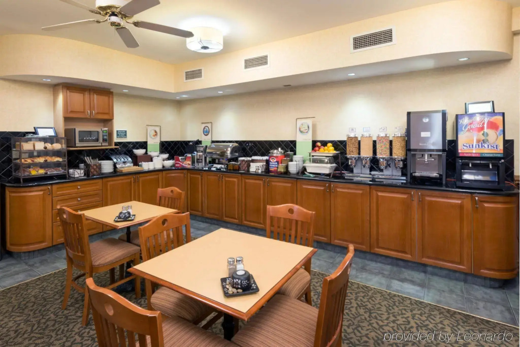 Quality Inn & Suites Oakville-Mississauga