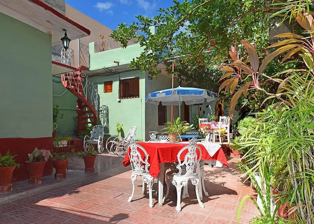 Hostal Casa Las Flores TRINIDAD
