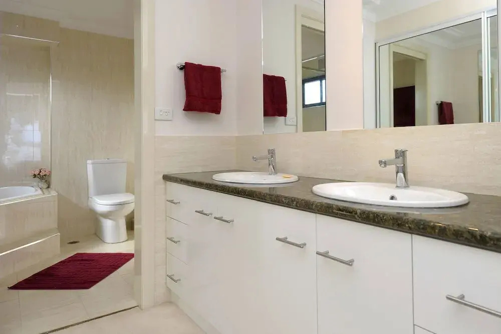 Florentine Unit 16, 11 Columbia Close