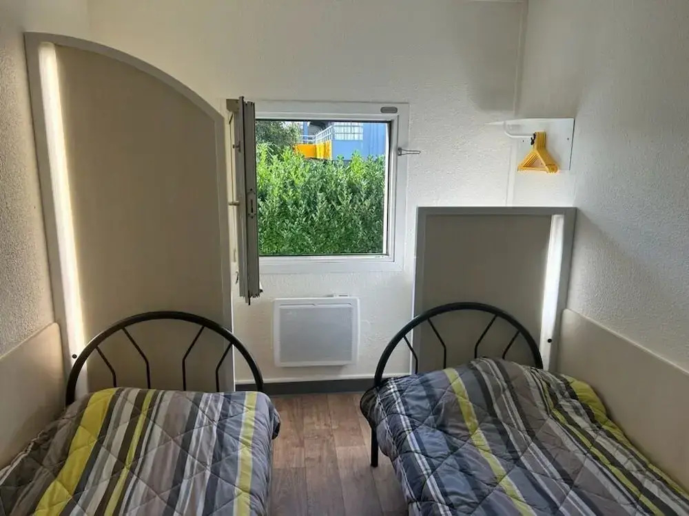 FYL Hôtel  Saint Pol
