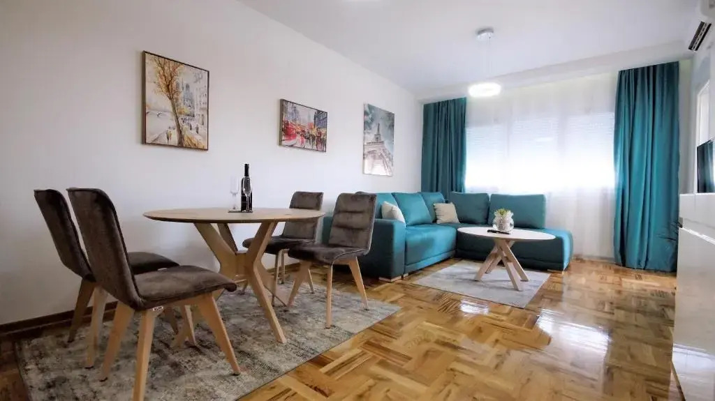 Aleksa Lux apartment Budva