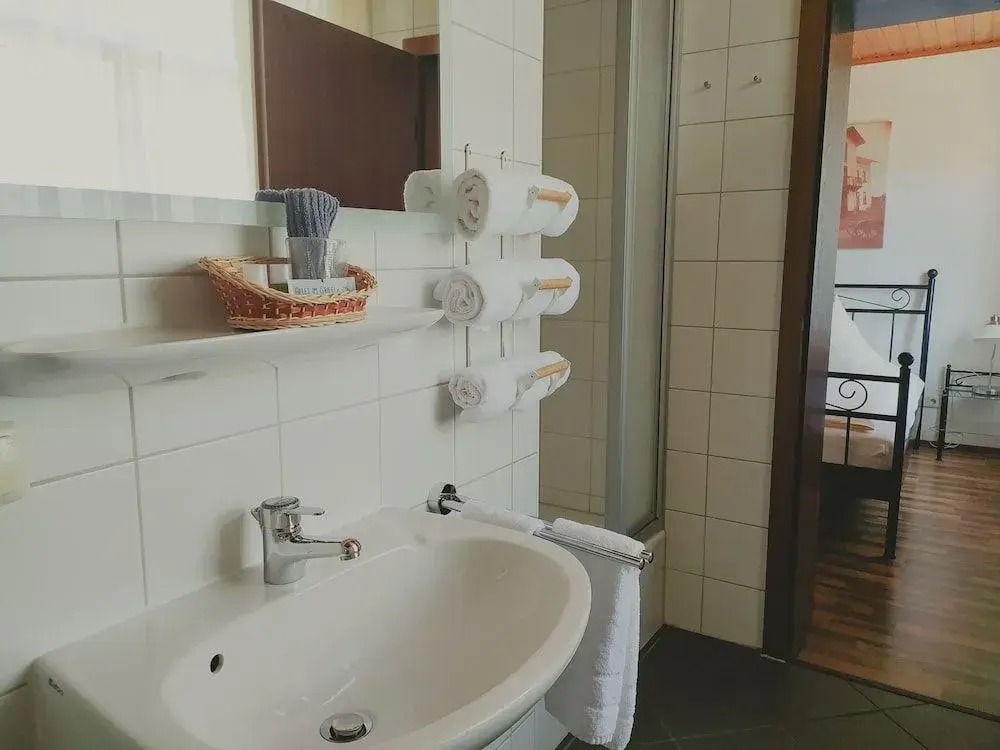 Dorfschänke DEGGENDORF Hotel & Apartmenthaus