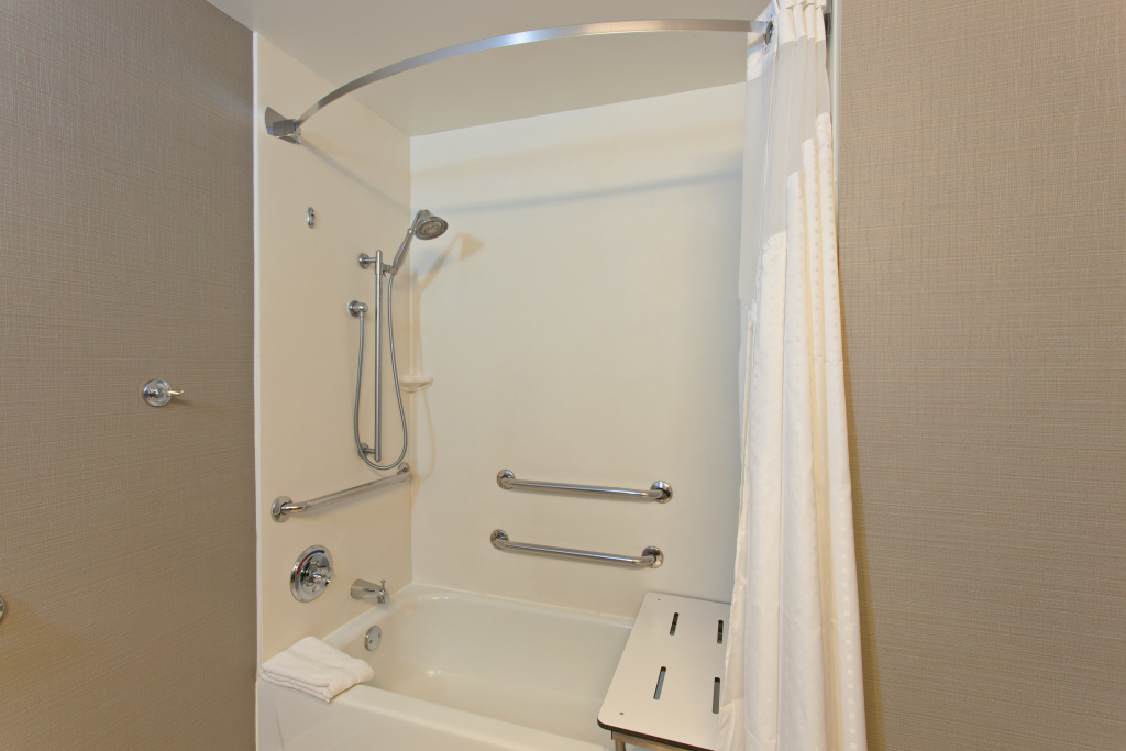 Holiday Inn Express Hotel & Suites Fishermans Wharf by IHG