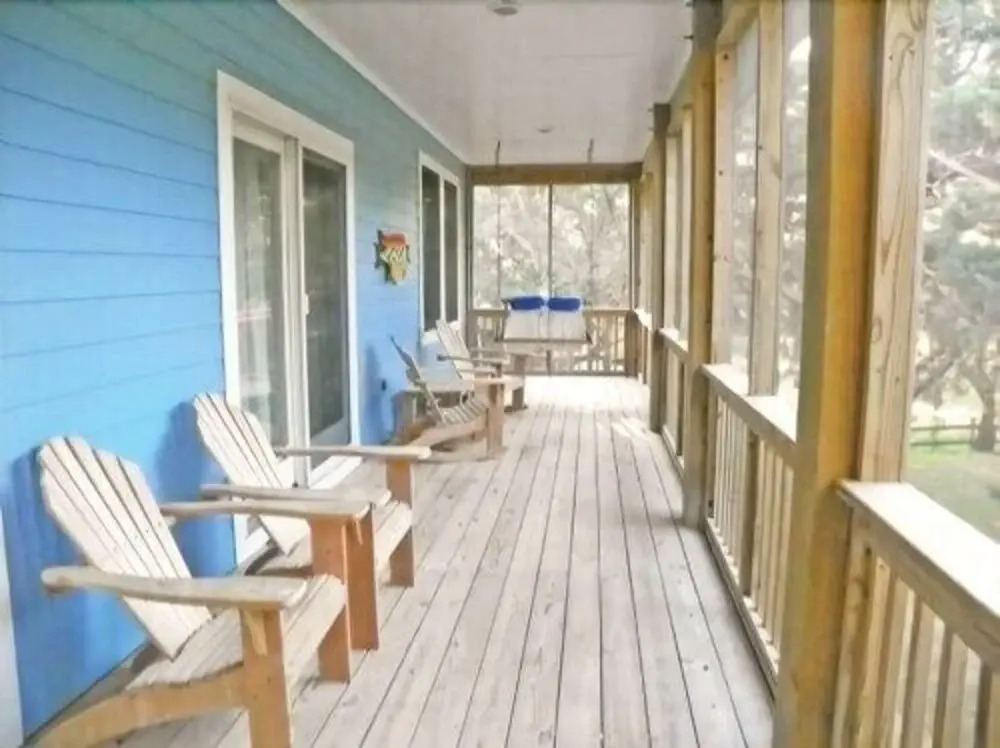 Ride About 3 Bedrooms 2.5 Bathrooms Home