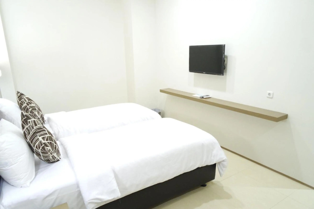 Yokotel Hotel