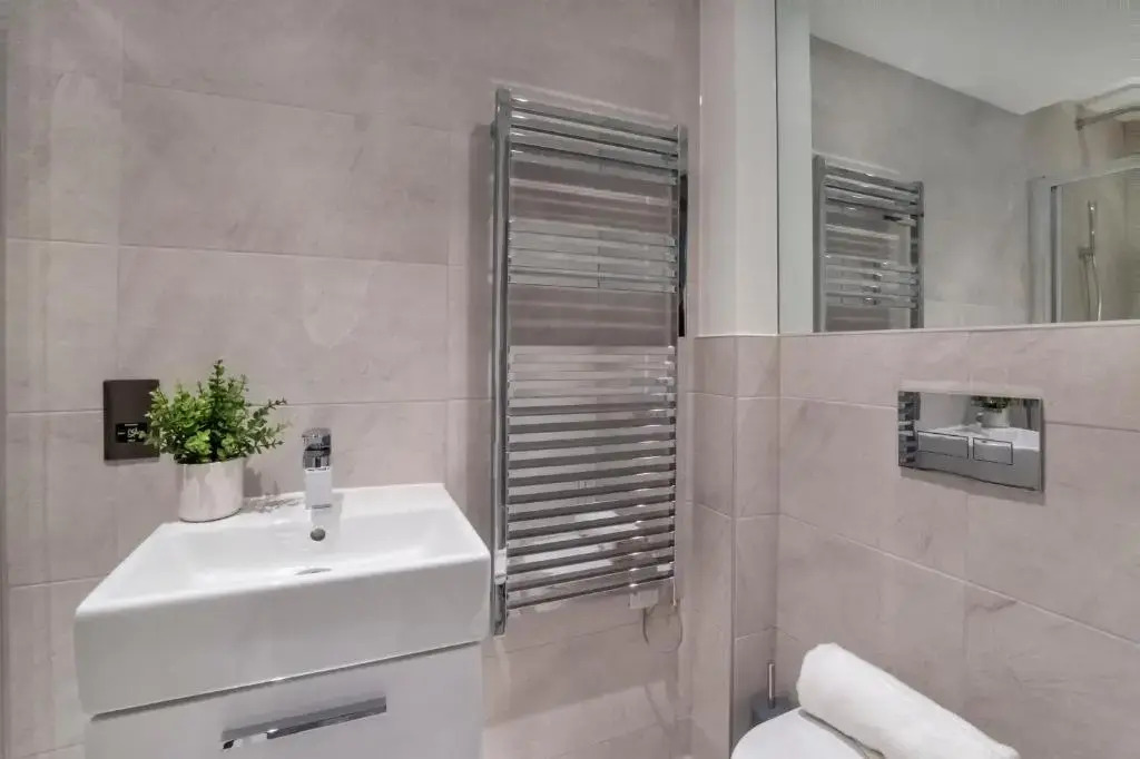 Bootham House Luxury apartment 7