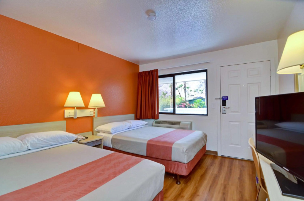 Motel 6-Palm Springs, CA - East - Palm Canyon