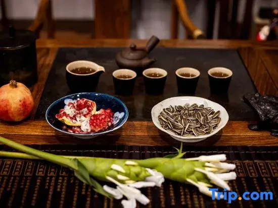 Yu Yue Mansion