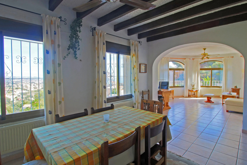 Holiday Home Ebi by Interhome