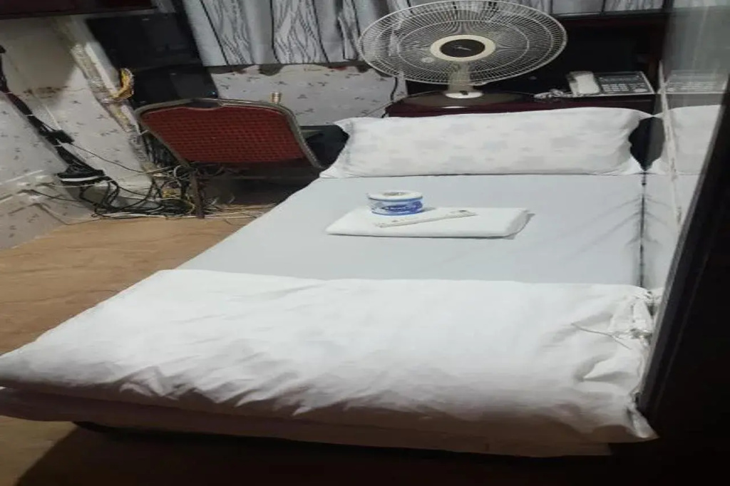 Everest Hostel