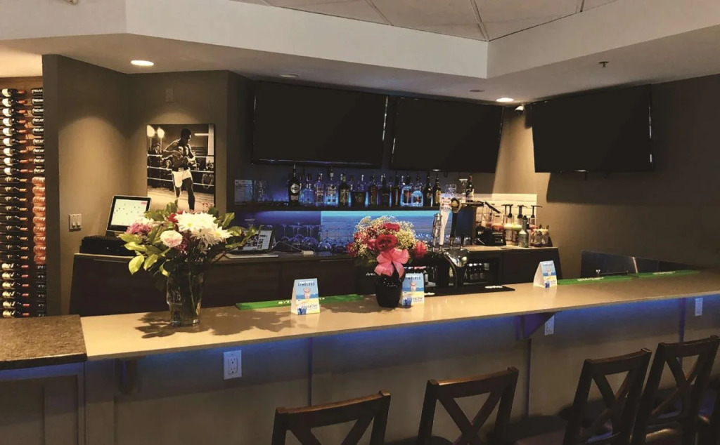 Comfort Inn West