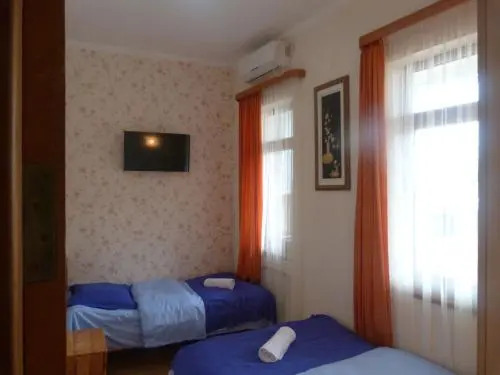 Guest House Gamardjoba