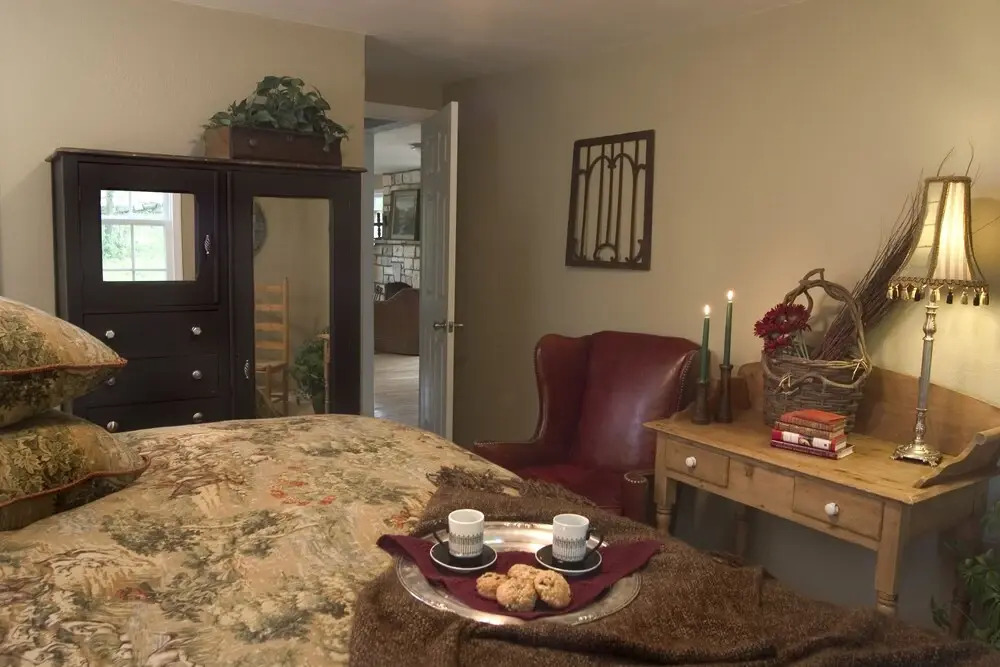 Lake Lucerne Resort & Ranch