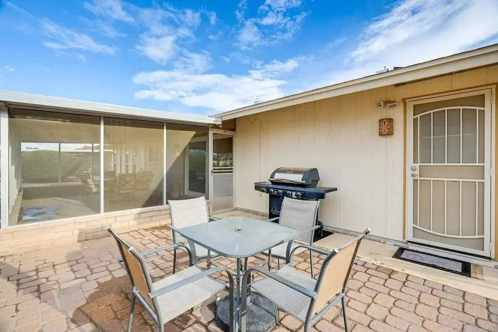 Screened Porch & Gas Grill: Sun Valley Home!