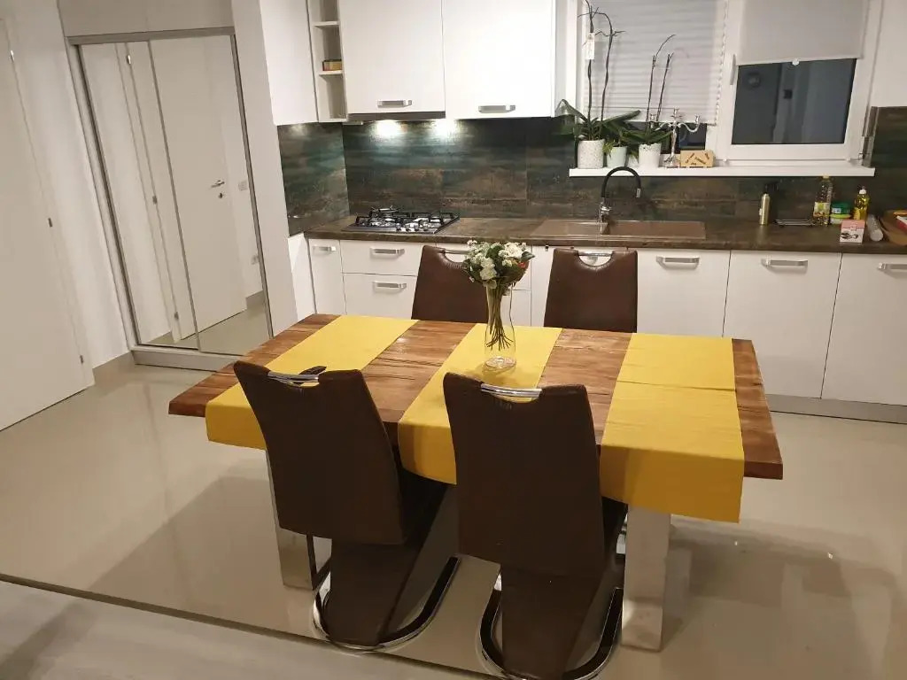 VillaGrey Residence Tunari