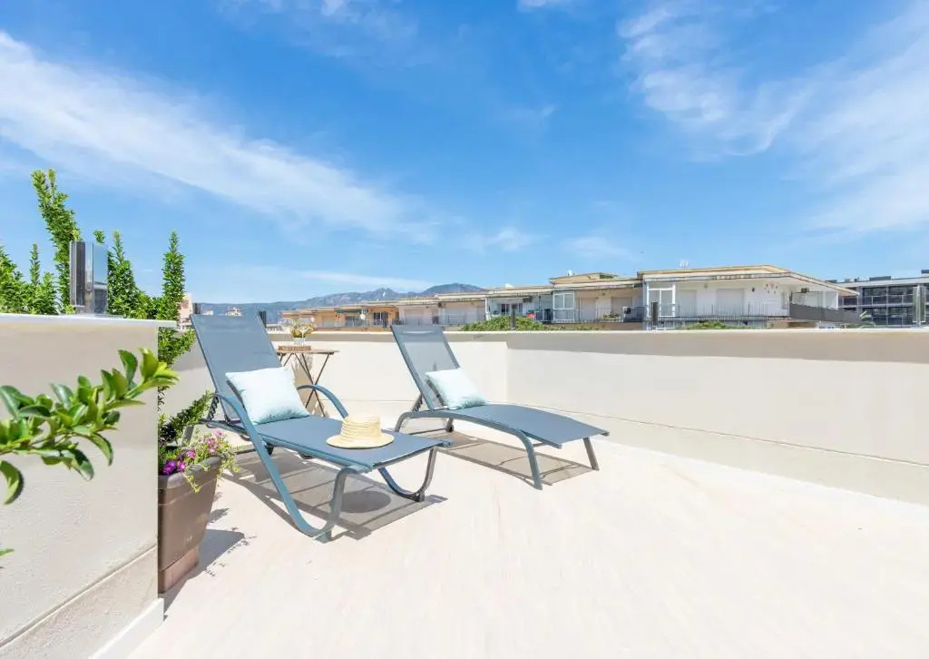 M A R I V E N T Private Terrace
