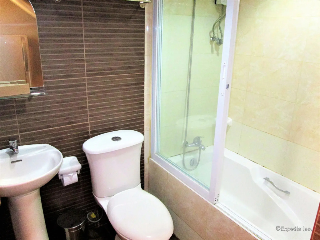 Uptown Condotel