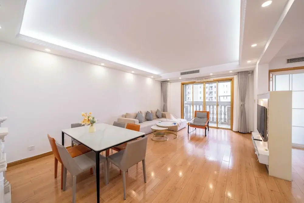 Tyms Gubei Elegant 3BR 2BA APT