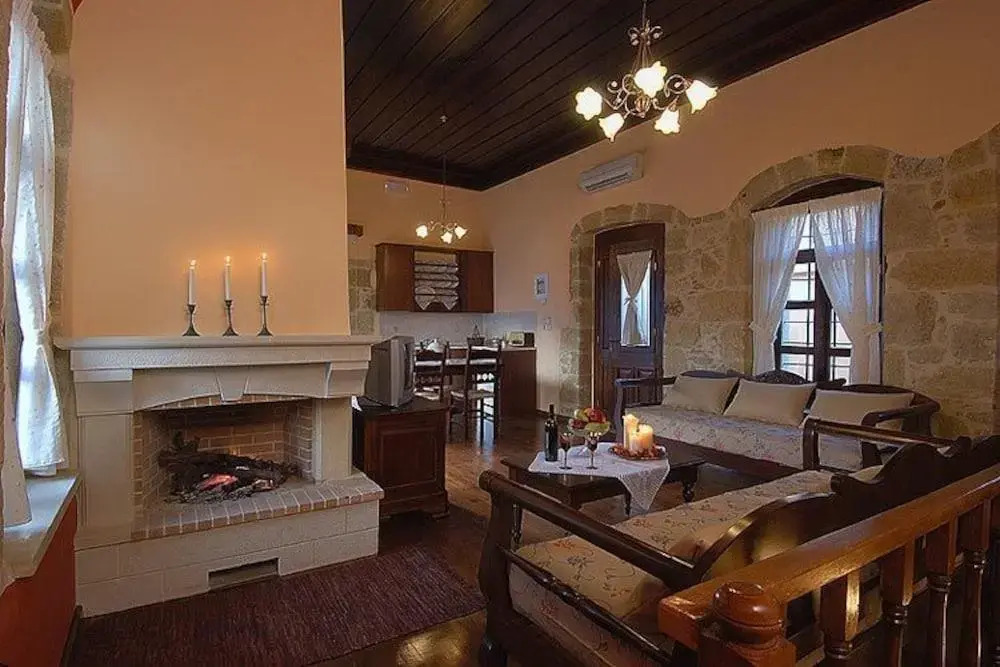Arhontiko Arhanes Suites