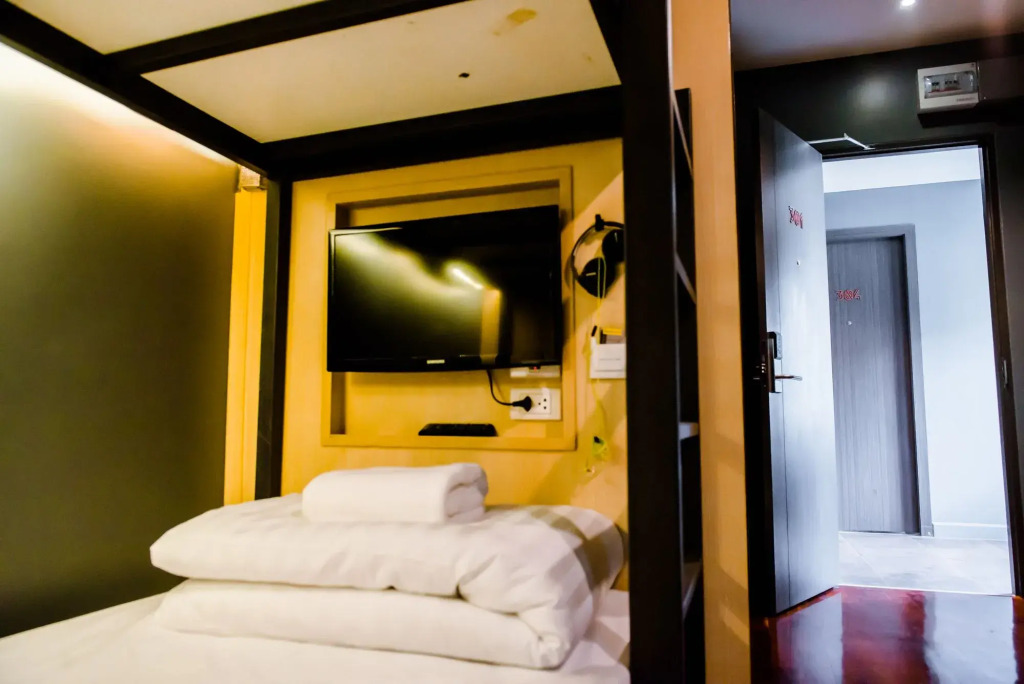 GN Luxury Hostel