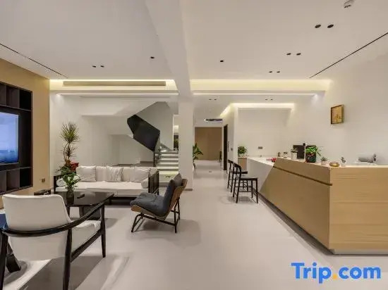 Xianju Hualongjing Guest House