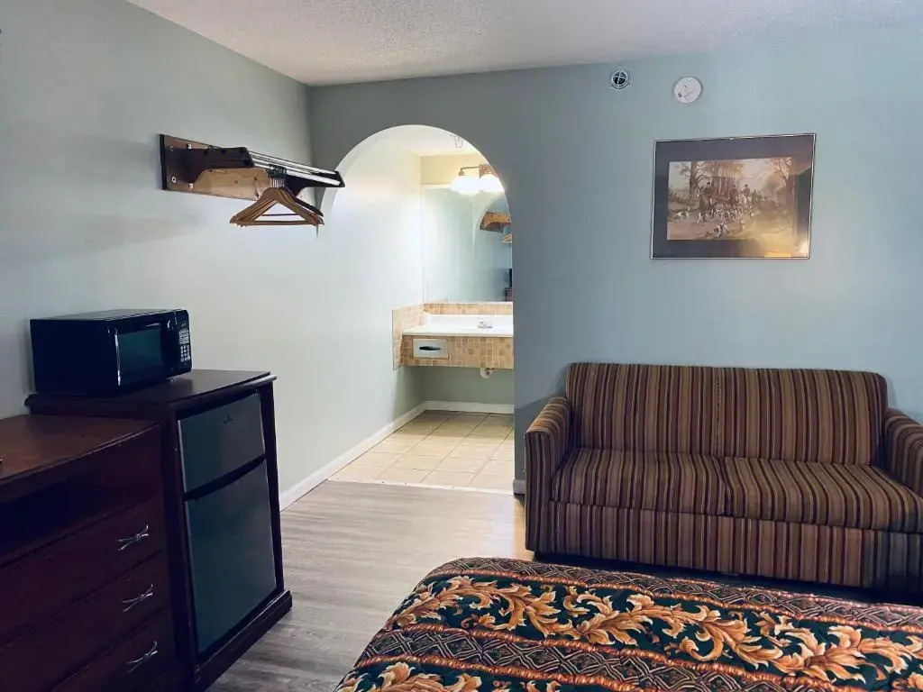 Excel Inn & Suites