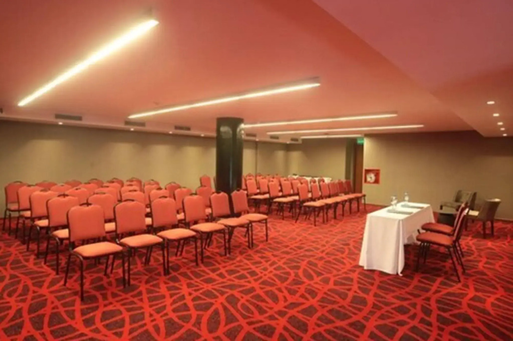 Yrigoyen 111 Hotel
