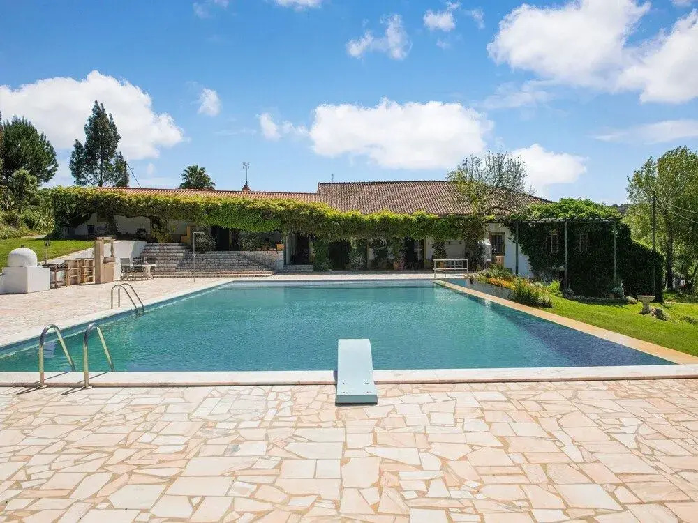 Farmhouse in Montemor-o-novo With Pool
