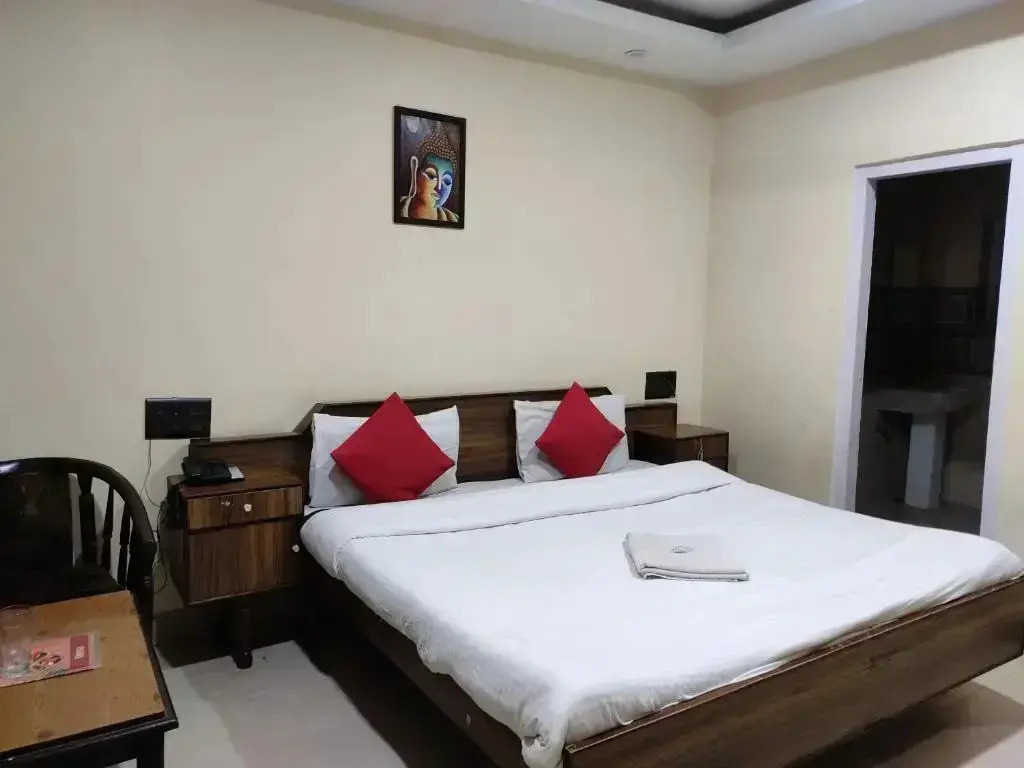 Hotel Royal Dream by OYO Rooms