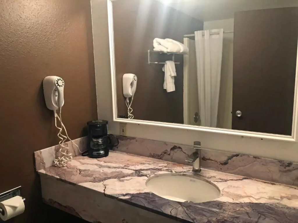 FairBridge Inn & Suites - Lewiston