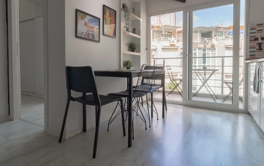 Alex Suites Lara