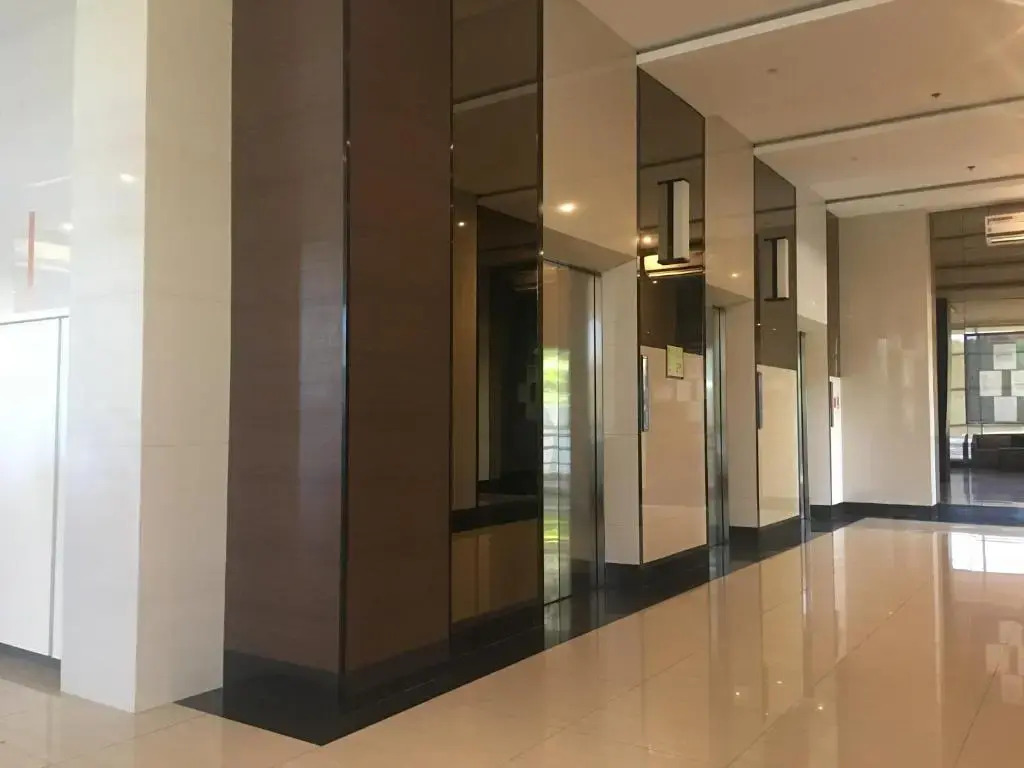 Centrio Tower Beside Ayala Studio Unit -15