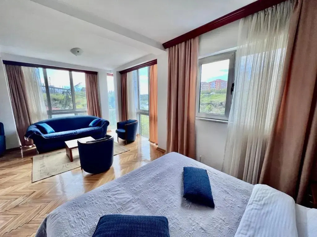 Hotel Ambasador