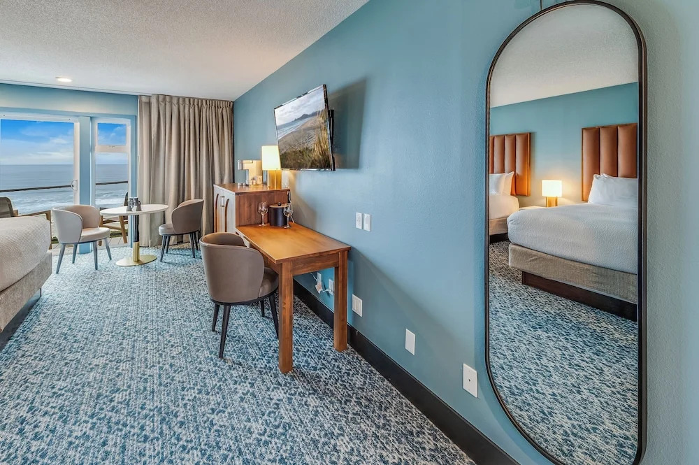 Allred Hotel