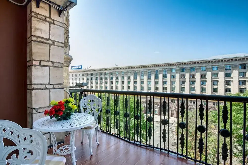 KievApts Maydan Apartments